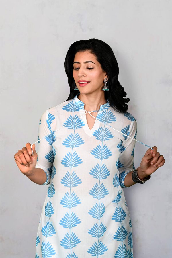 Blue Leaves
Cord Set